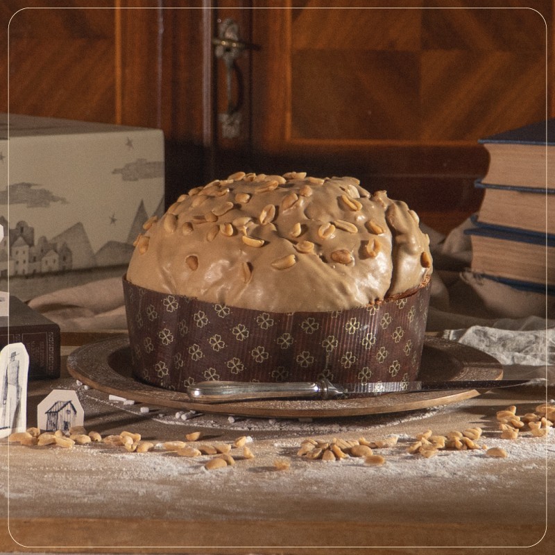 Panettone Caramello e Arachidi salati